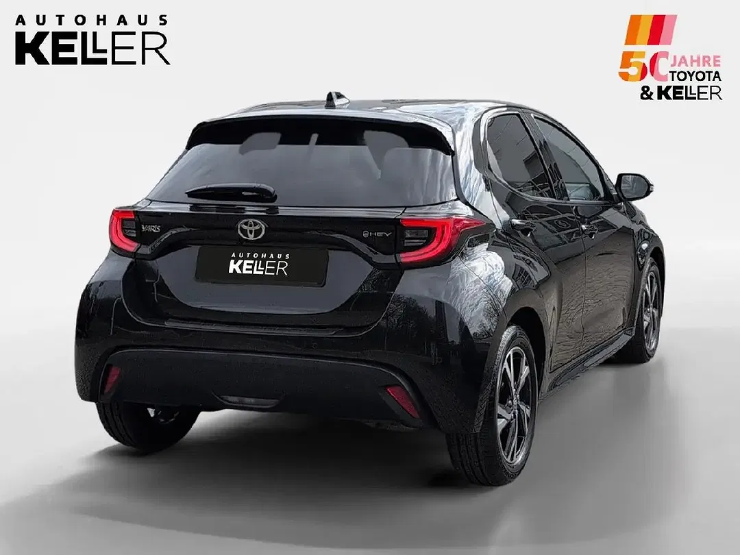 Toyota Yaris - Thumbnail 5