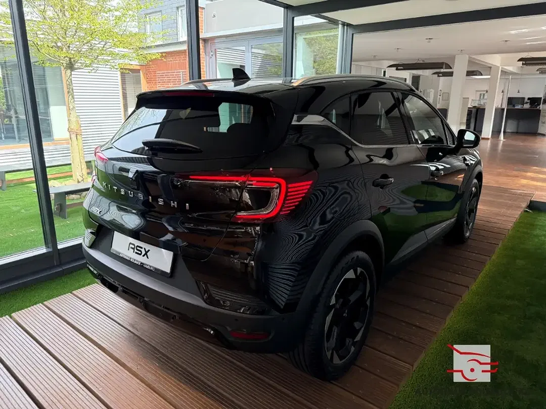 Mitsubishi ASX - Thumbnail 4