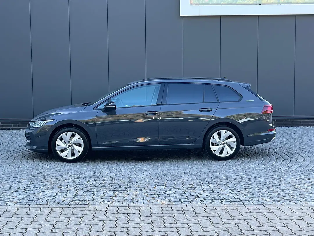 Volkswagen Golf Variant - Thumbnail 2