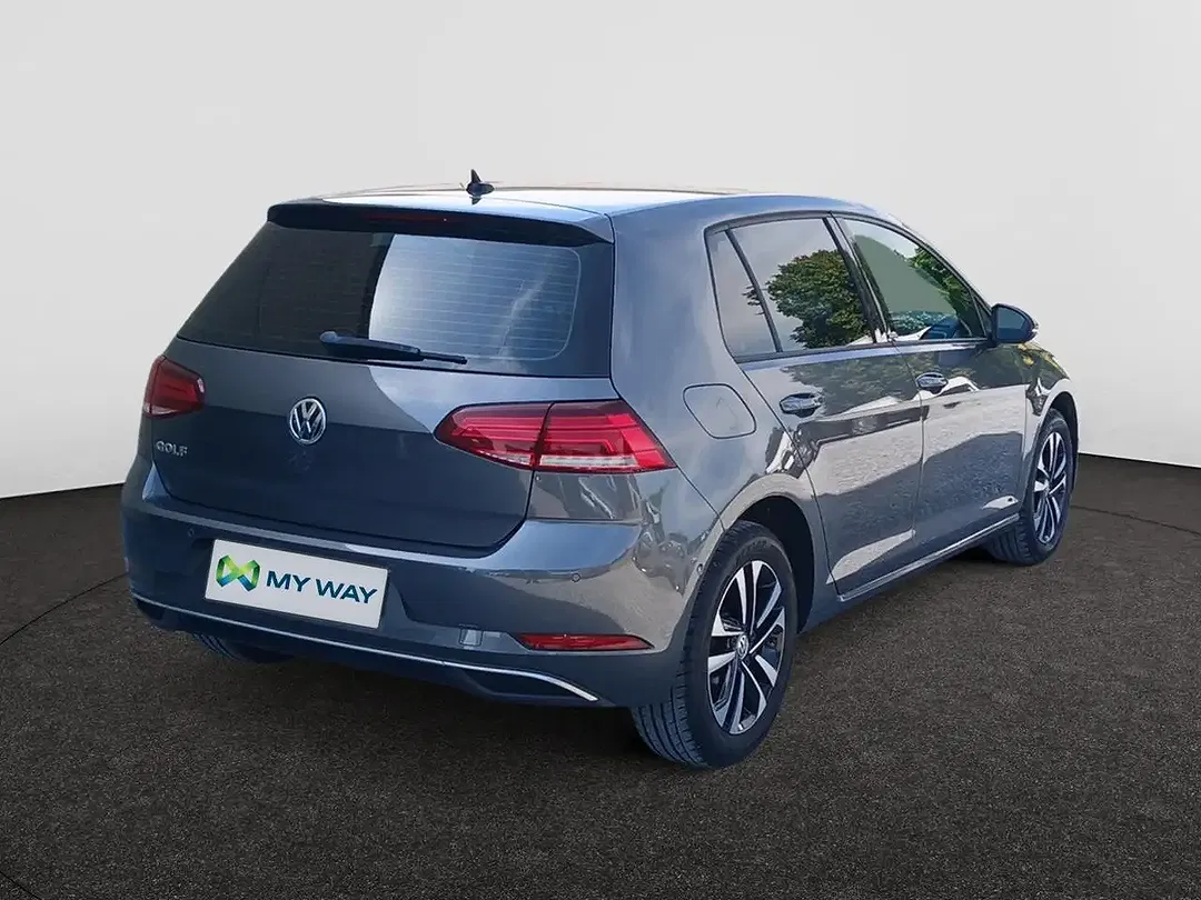 Volkswagen Golf - Thumbnail 2