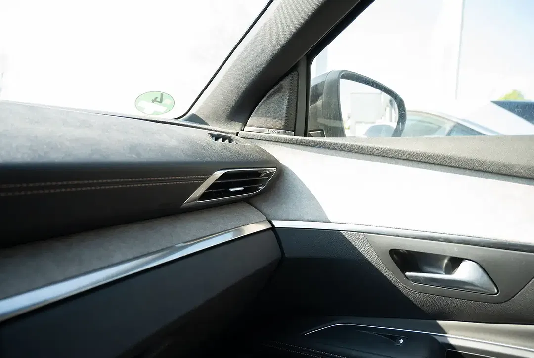 Peugeot 5008 - Thumbnail 10