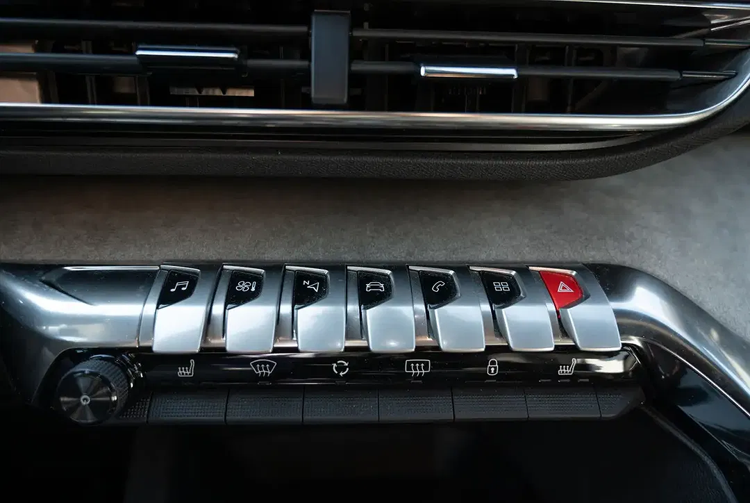 Peugeot 5008 - Thumbnail 8