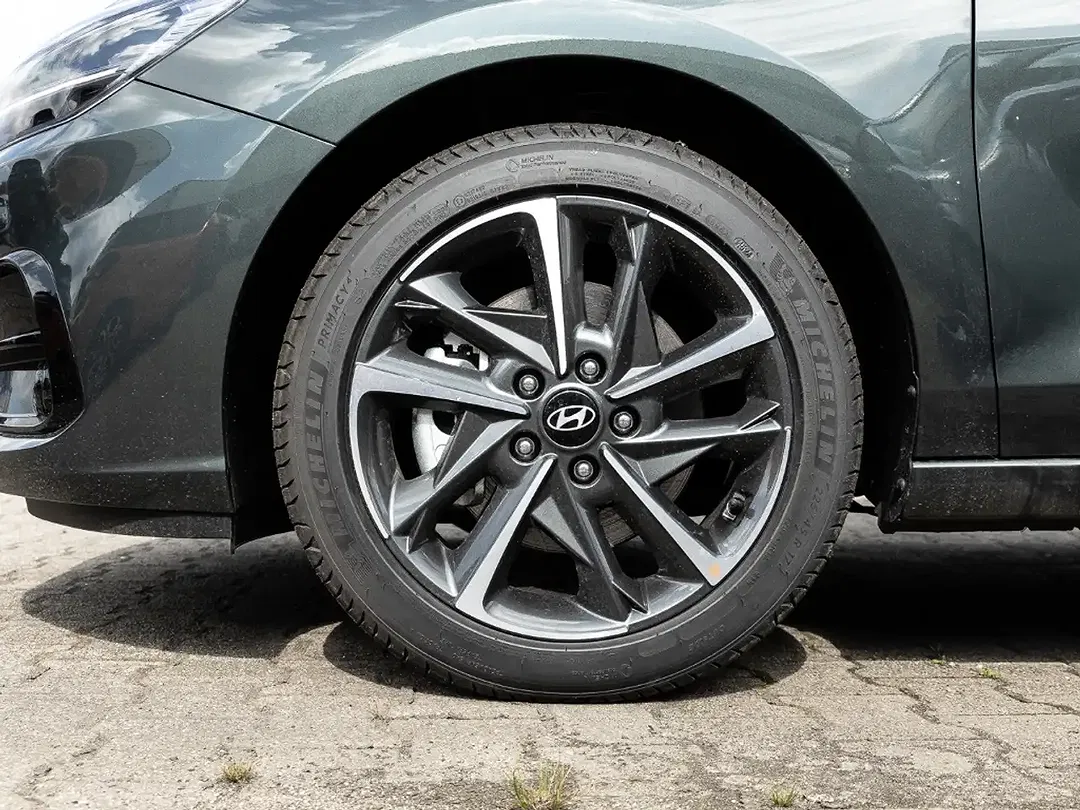 Hyundai i30 - Thumbnail 4