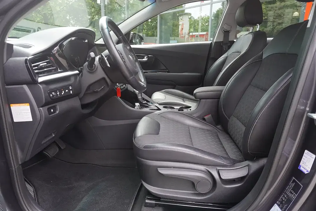 Kia Niro - Thumbnail 10
