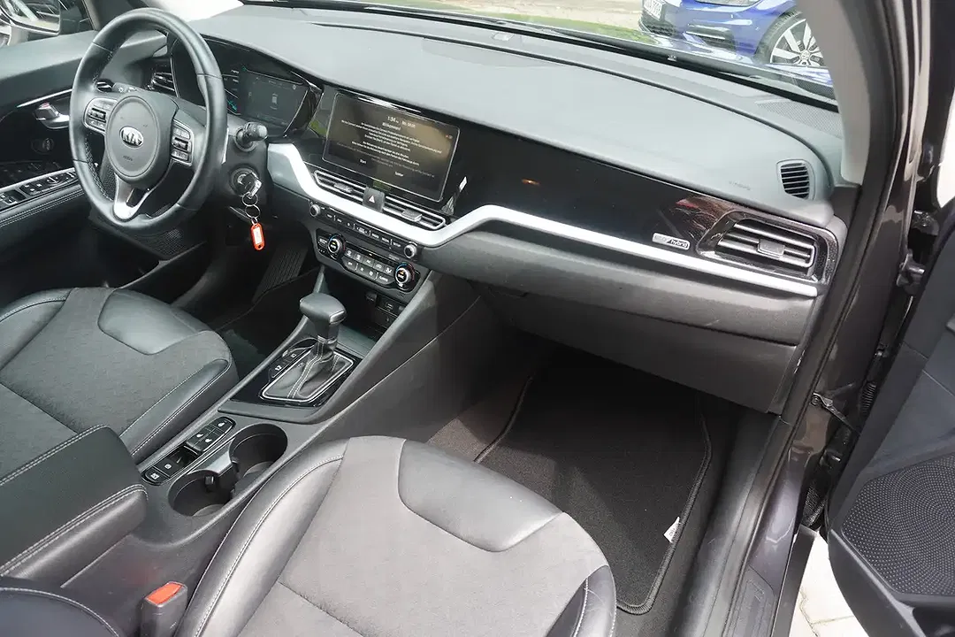 Kia Niro - Thumbnail 12