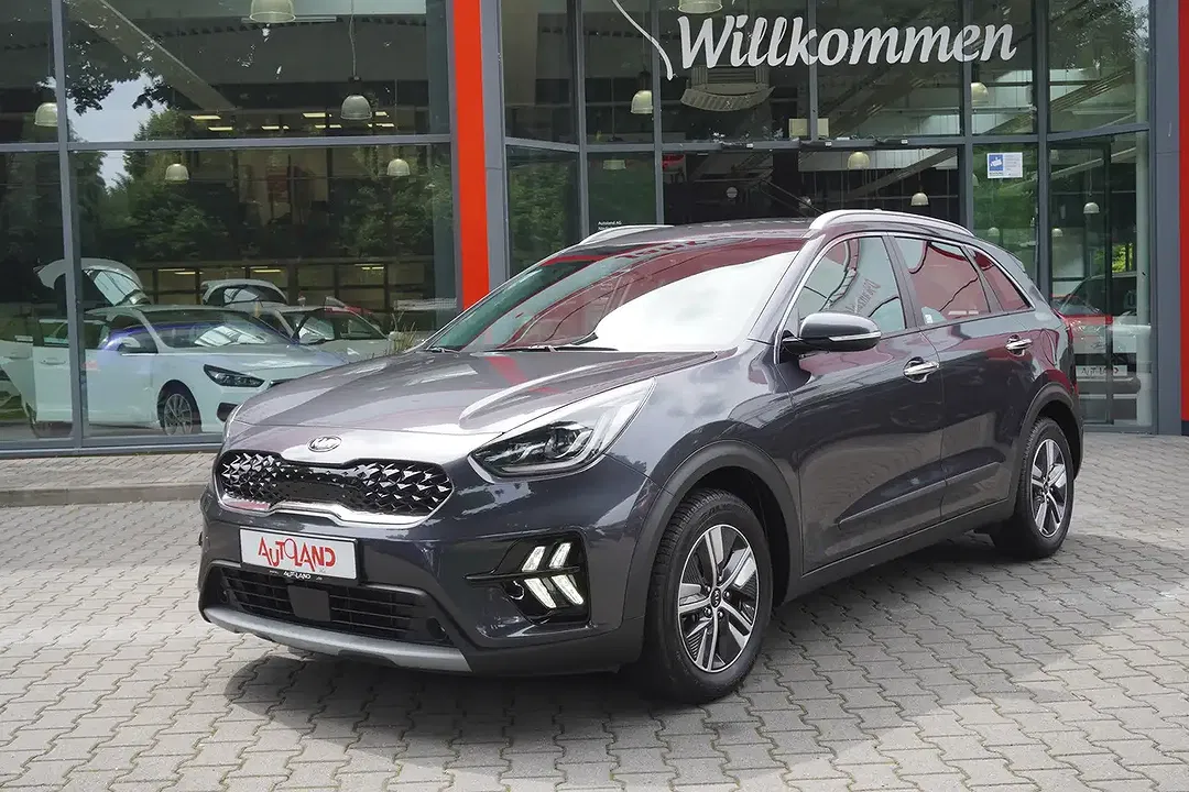 Kia Niro - Thumbnail 1