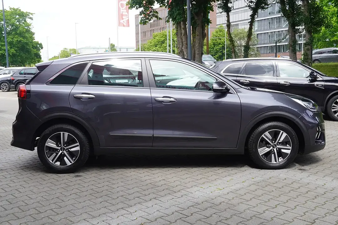 Kia Niro - Thumbnail 4