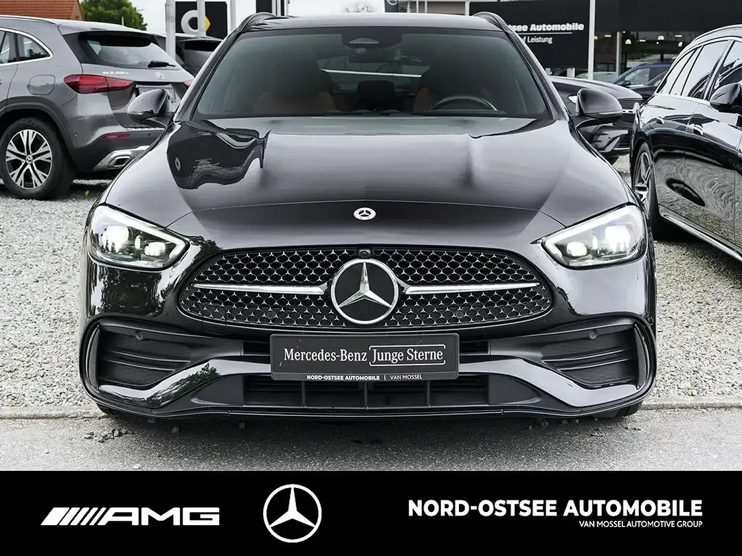 Mercedes-Benz C 300 - Thumbnail 2