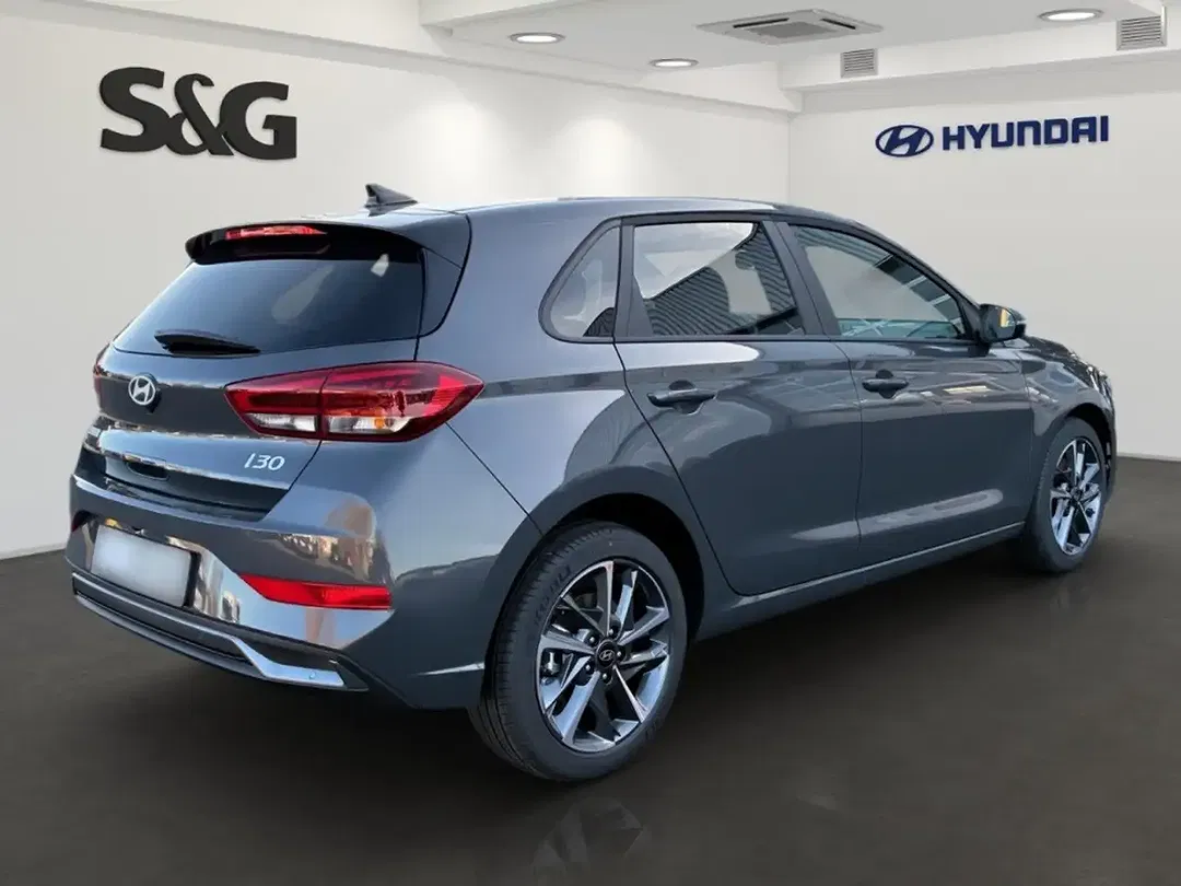 Hyundai i30 - Thumbnail 3