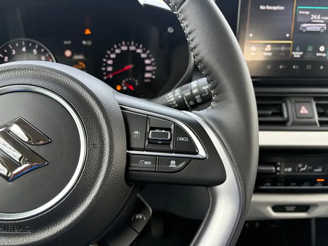 Suzuki Swift - Thumbnail 15