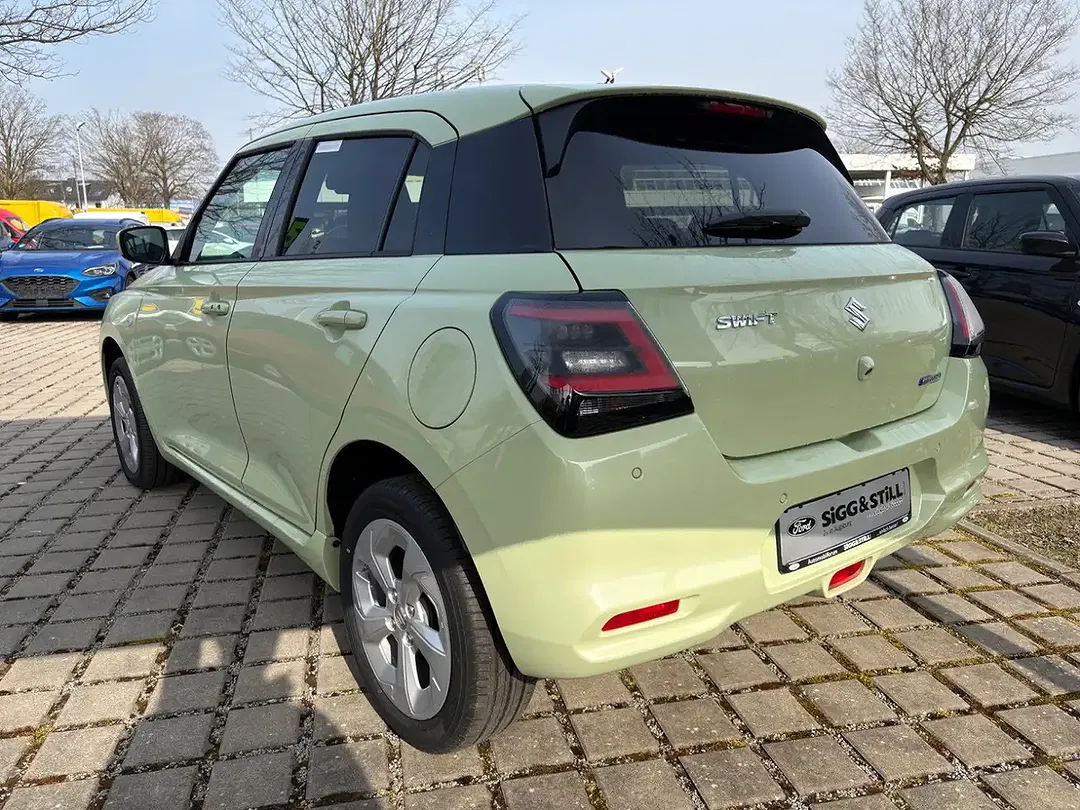 Suzuki Swift - Thumbnail 5