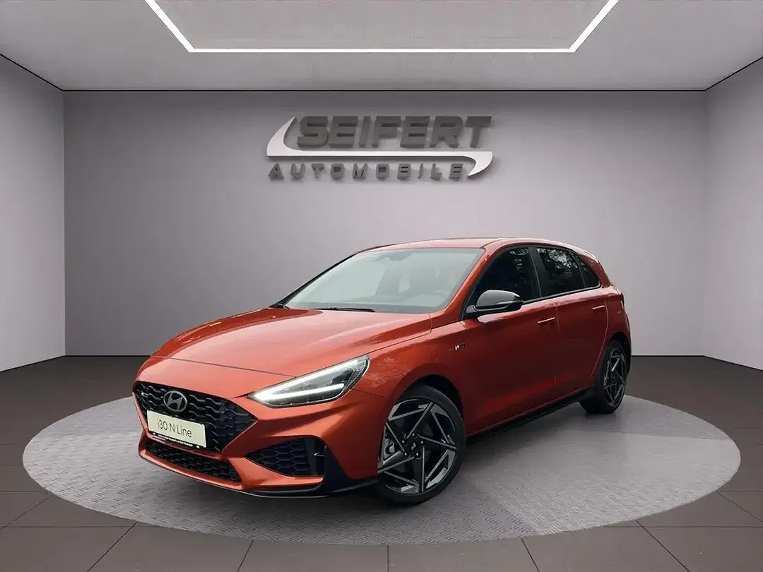 Hyundai i30 - Thumbnail 1