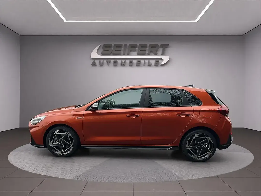 Hyundai i30 - Thumbnail 2