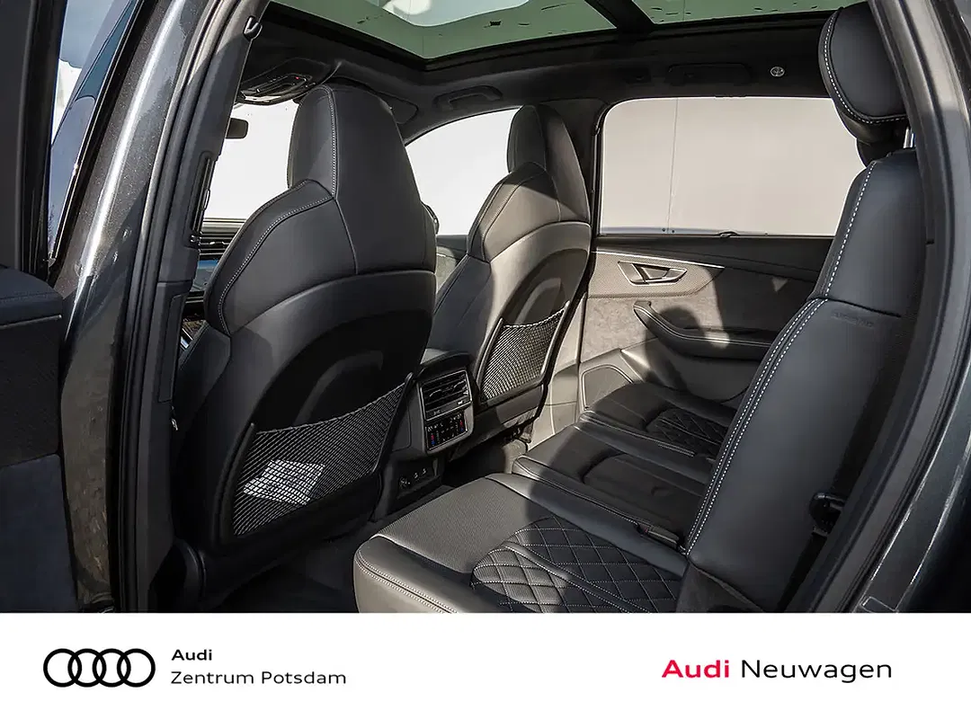 Audi Q7 - Thumbnail 4
