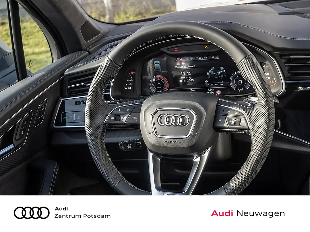 Audi Q7 - Thumbnail 8