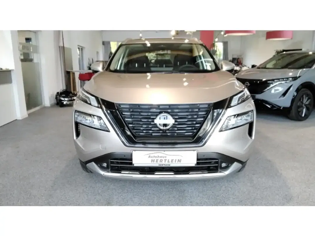 Nissan X-Trail - Thumbnail 2