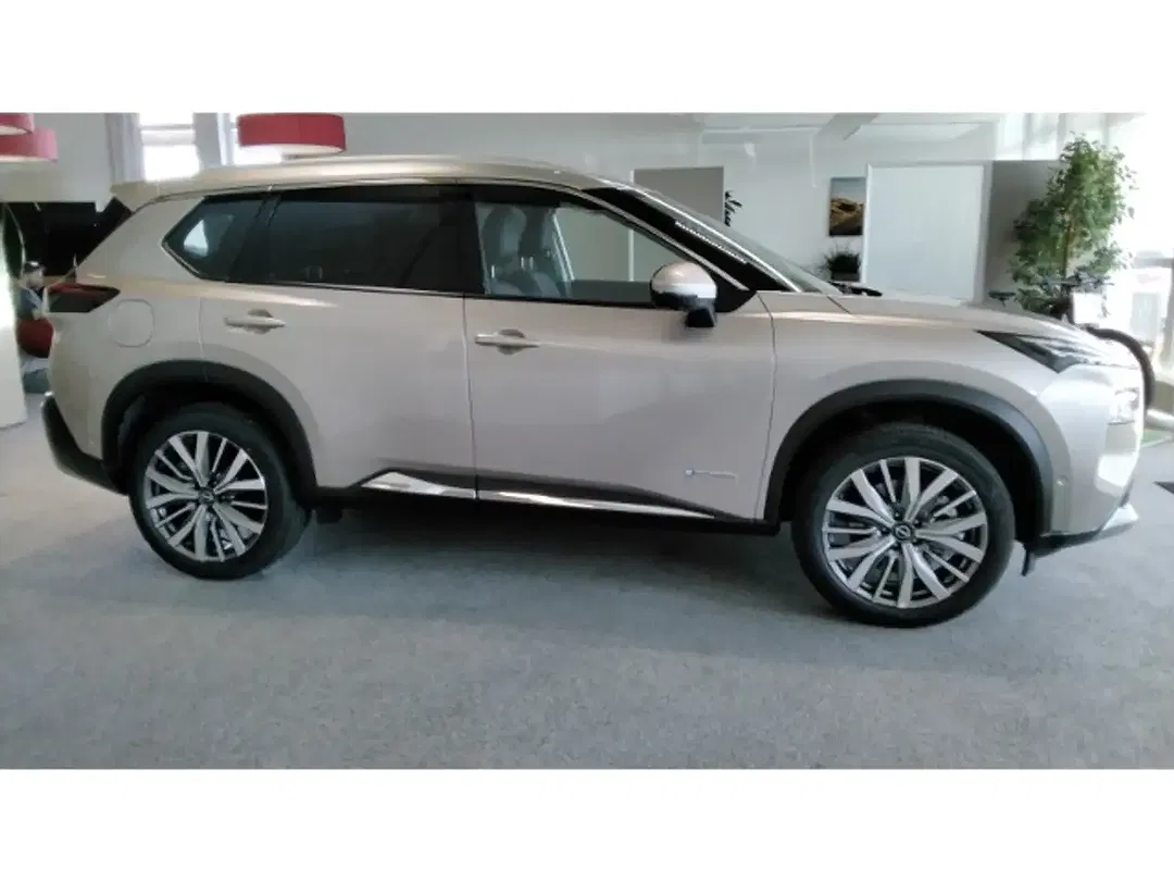 Nissan X-Trail - Thumbnail 5