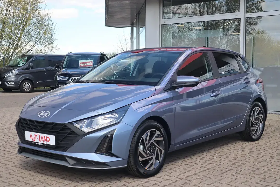 Hyundai i20 - Thumbnail 1