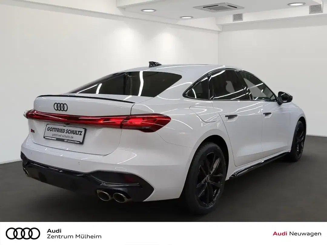 Audi S5 - Thumbnail 3