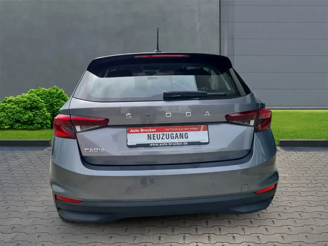 Skoda Fabia - Thumbnail 4