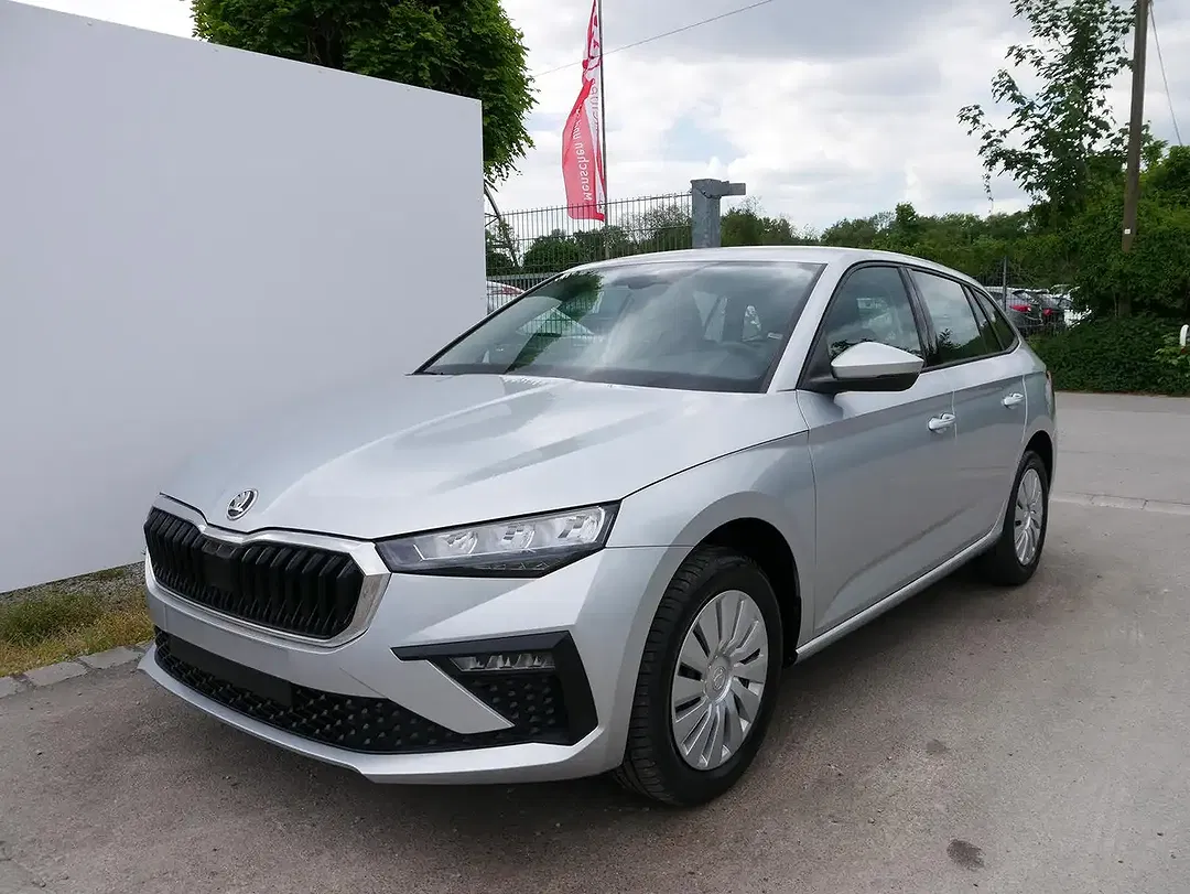 Skoda Scala - Thumbnail 2
