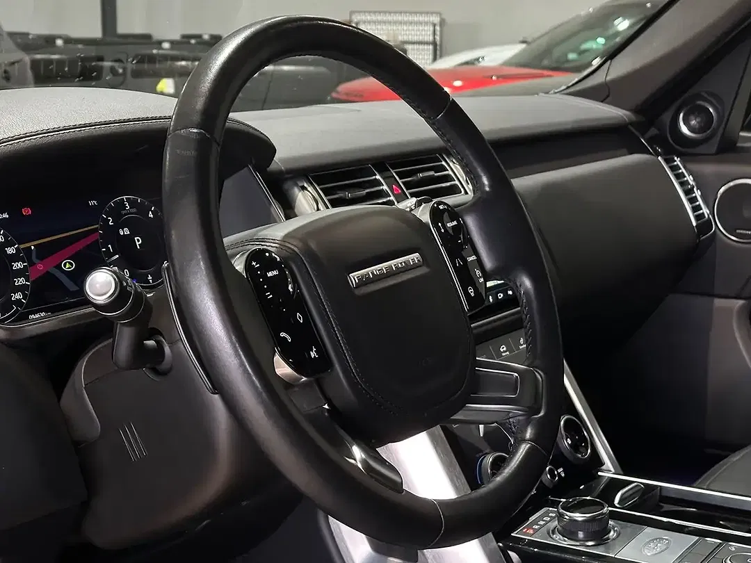 Land Rover Range Rover - Thumbnail 15