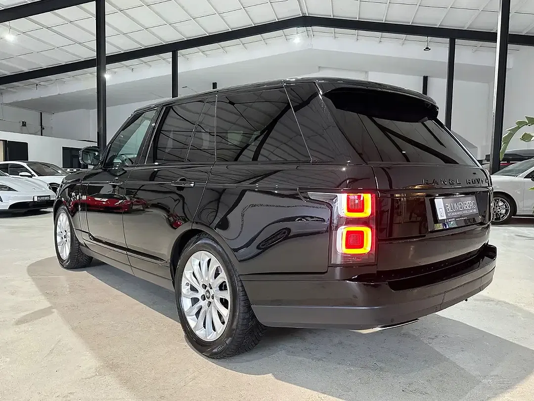 Land Rover Range Rover - Thumbnail 4