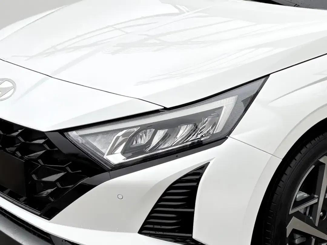 Hyundai i20 - Thumbnail 5