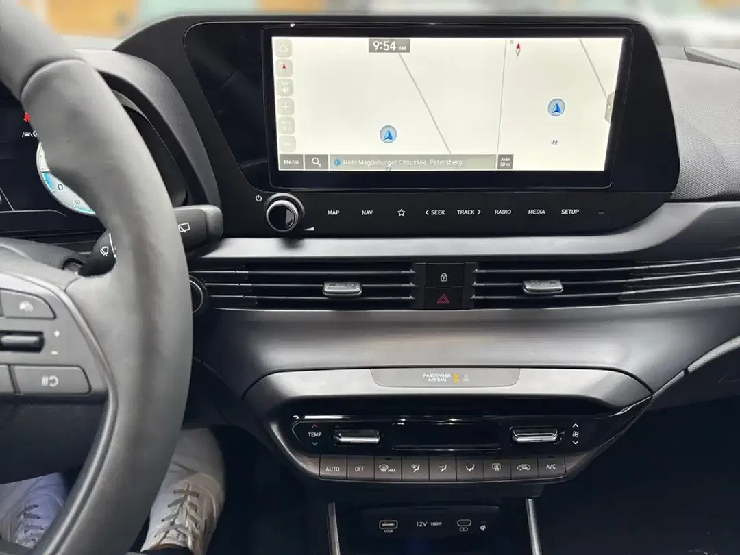 Hyundai i20 - Thumbnail 9