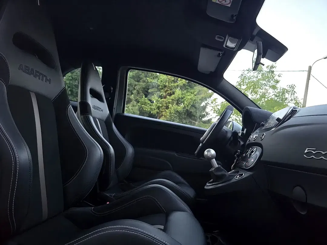 Abarth 695 - Thumbnail 9