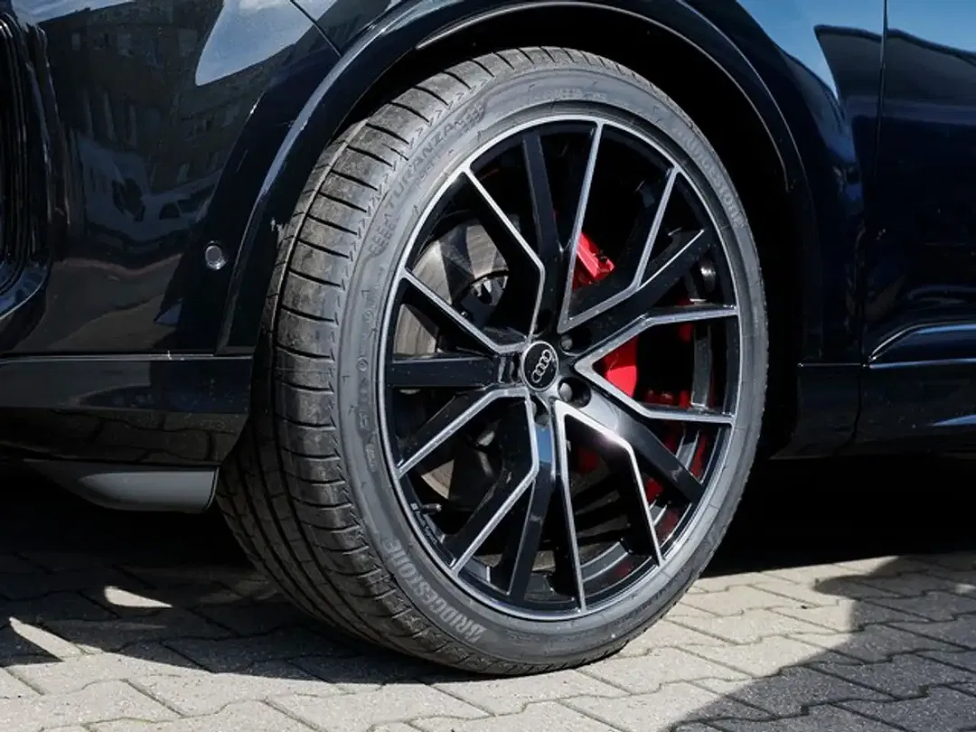 Audi Q7 - Thumbnail 8