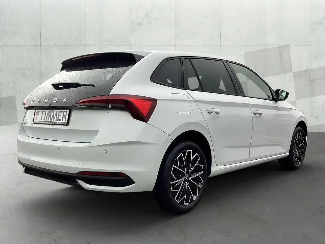 Skoda Scala - Thumbnail 2