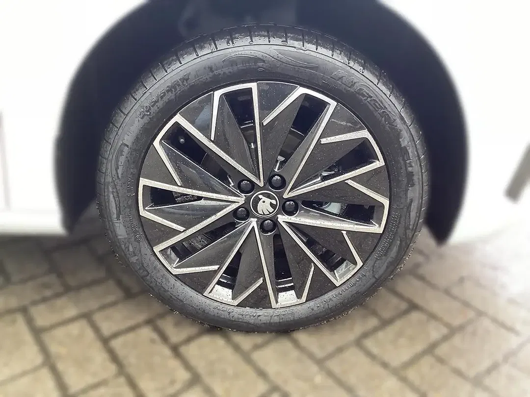Skoda Scala - Thumbnail 5