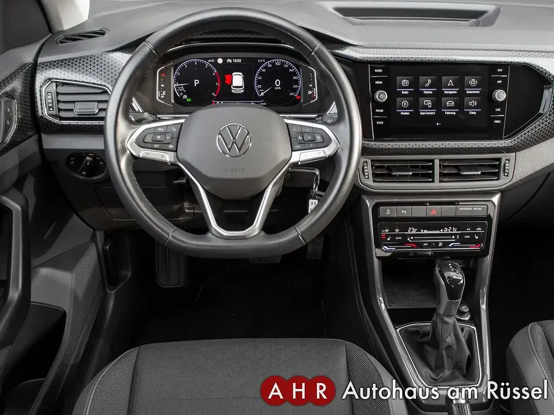 Volkswagen T-Cross - Thumbnail 6