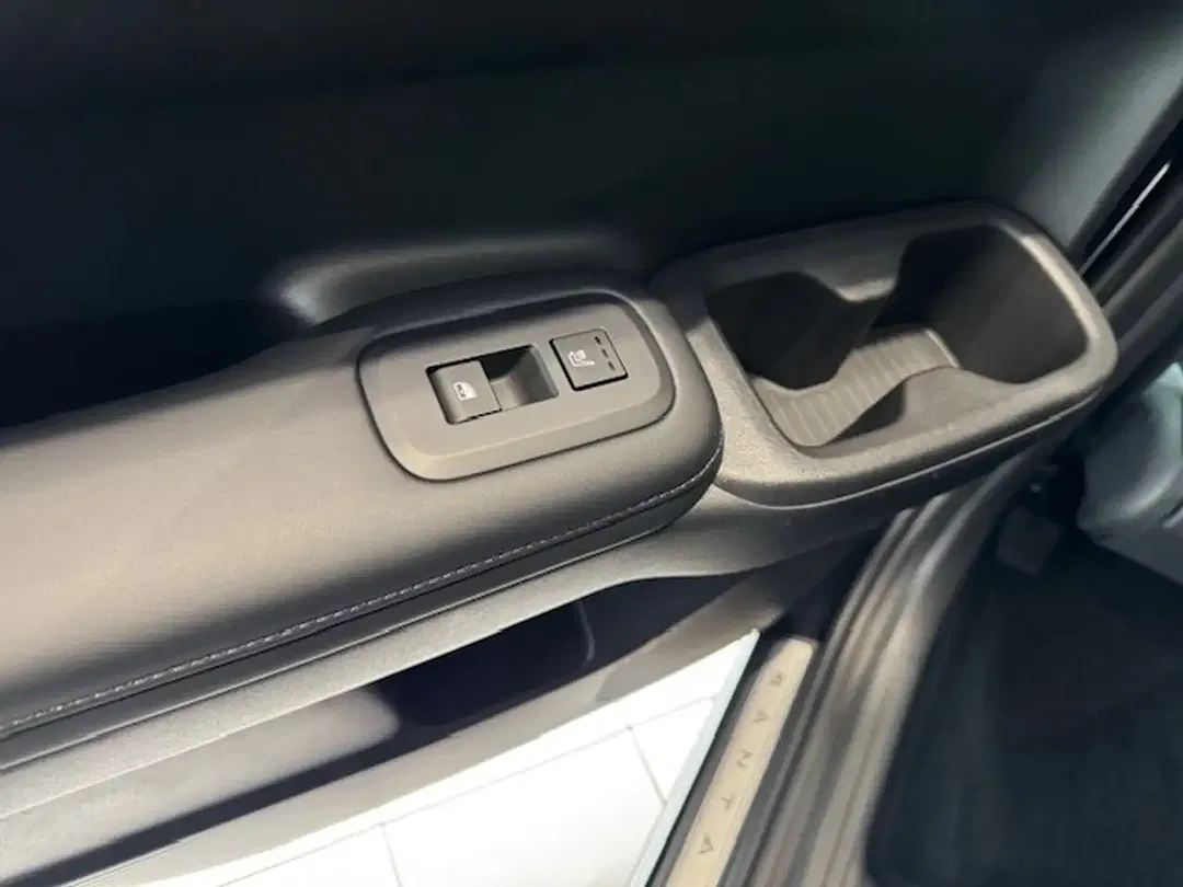 Hyundai SANTA FE - Thumbnail 10
