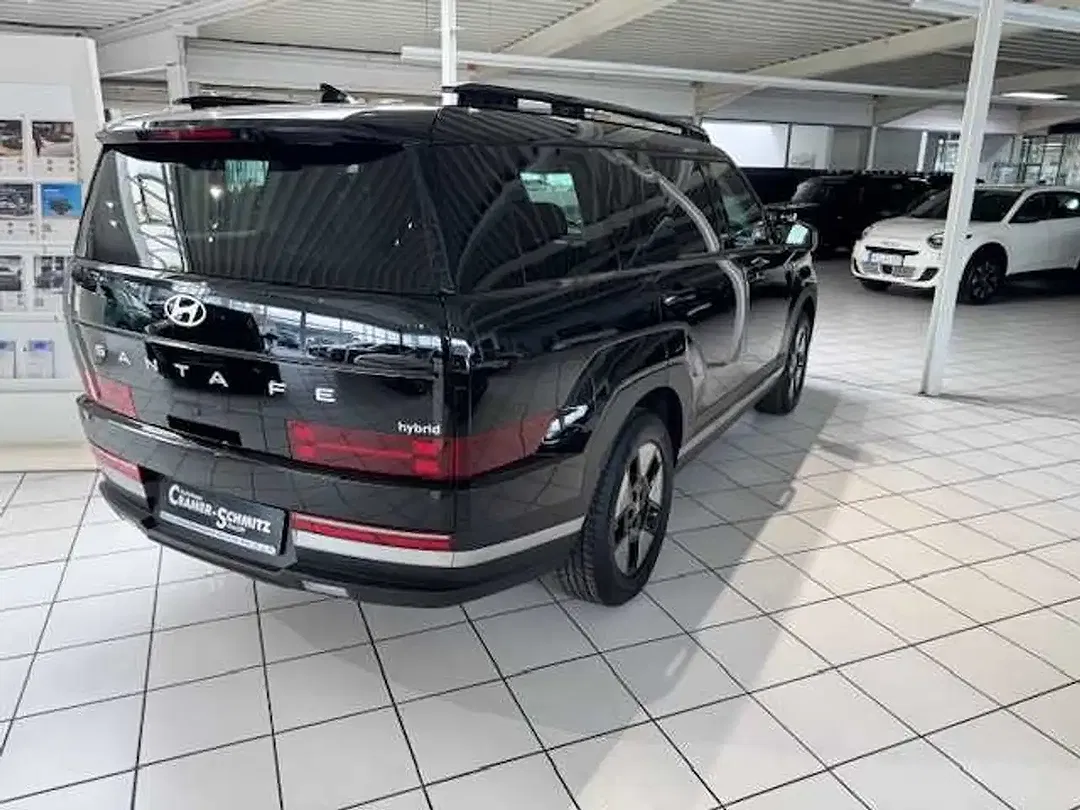 Hyundai SANTA FE - Thumbnail 4