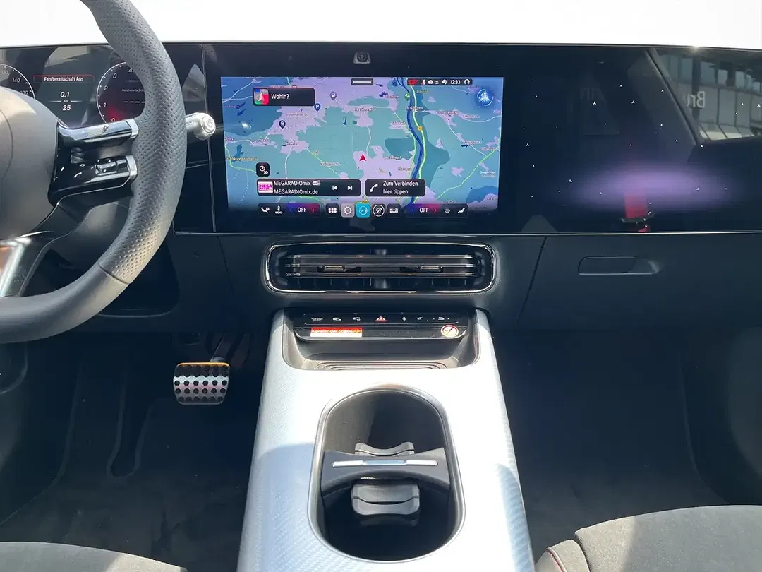 Mercedes-Benz CLA 220 - Thumbnail 12