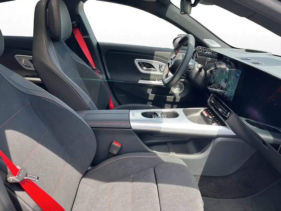 Mercedes-Benz CLA 220 - Thumbnail 13