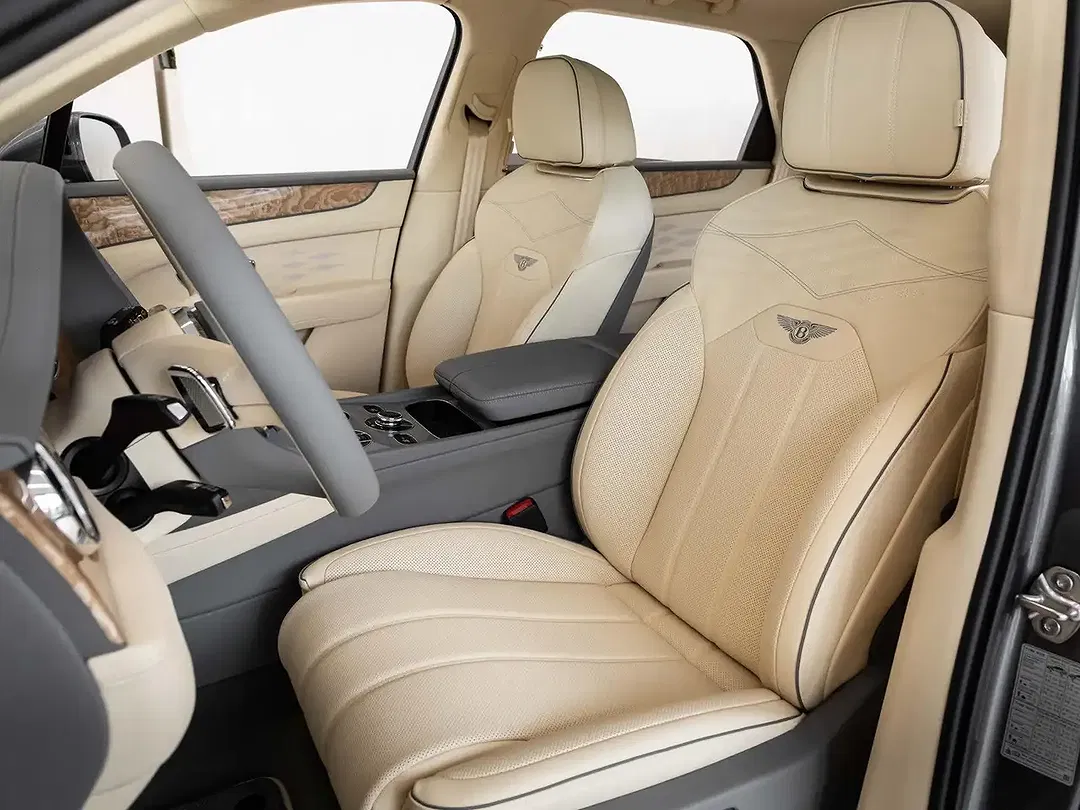 Bentley Bentayga - Thumbnail 10