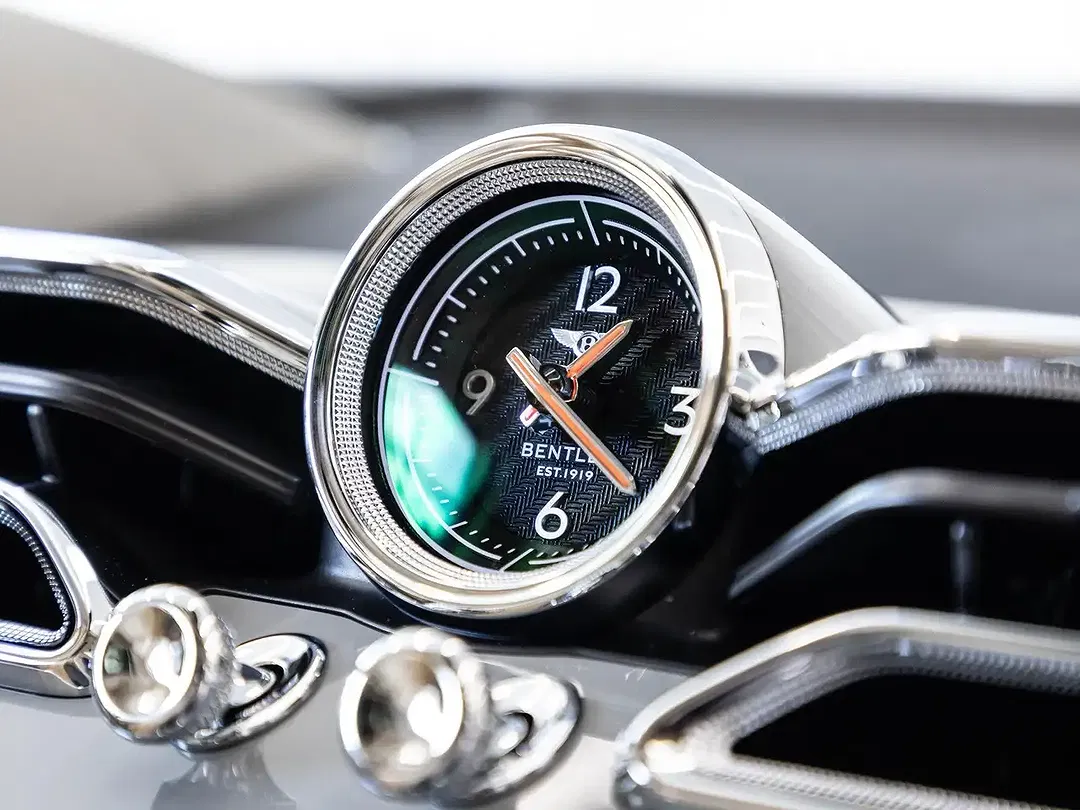 Bentley Bentayga - Thumbnail 15