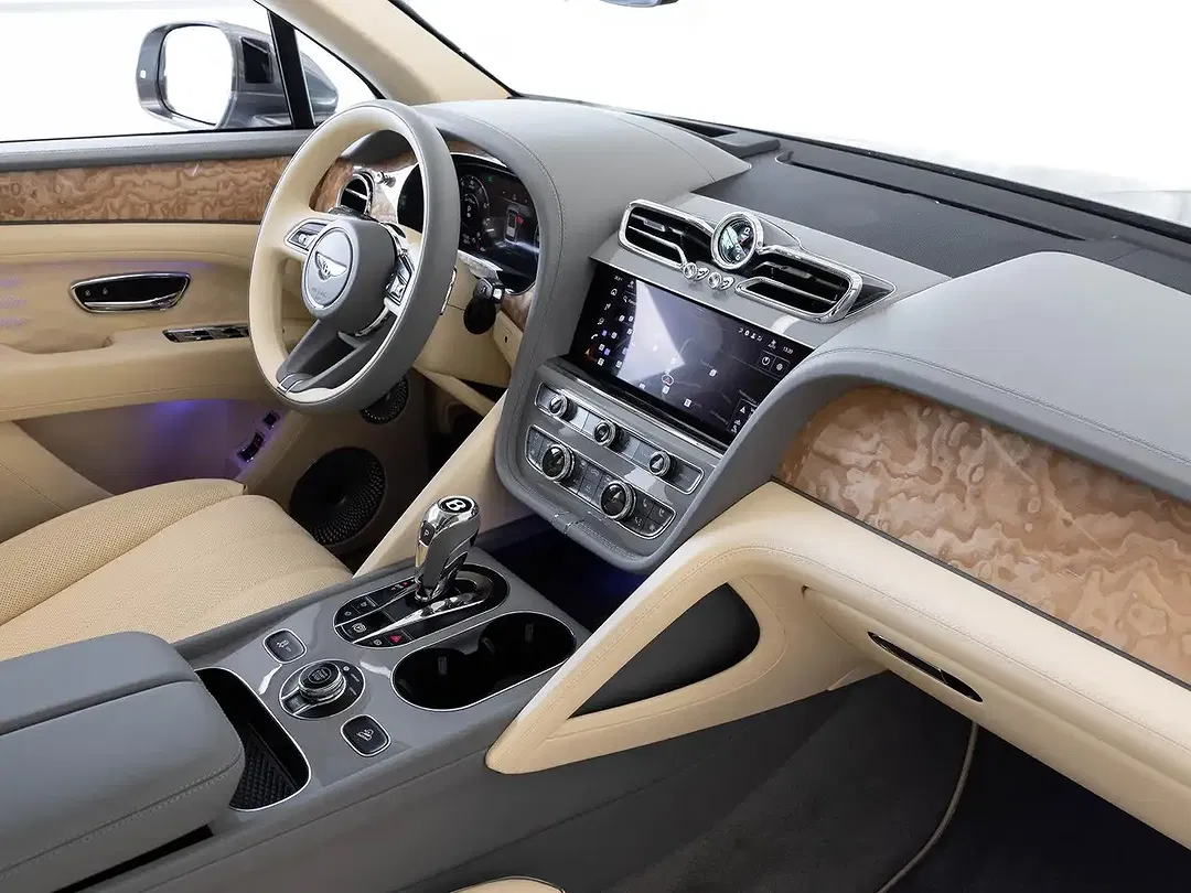 Bentley Bentayga - Thumbnail 7