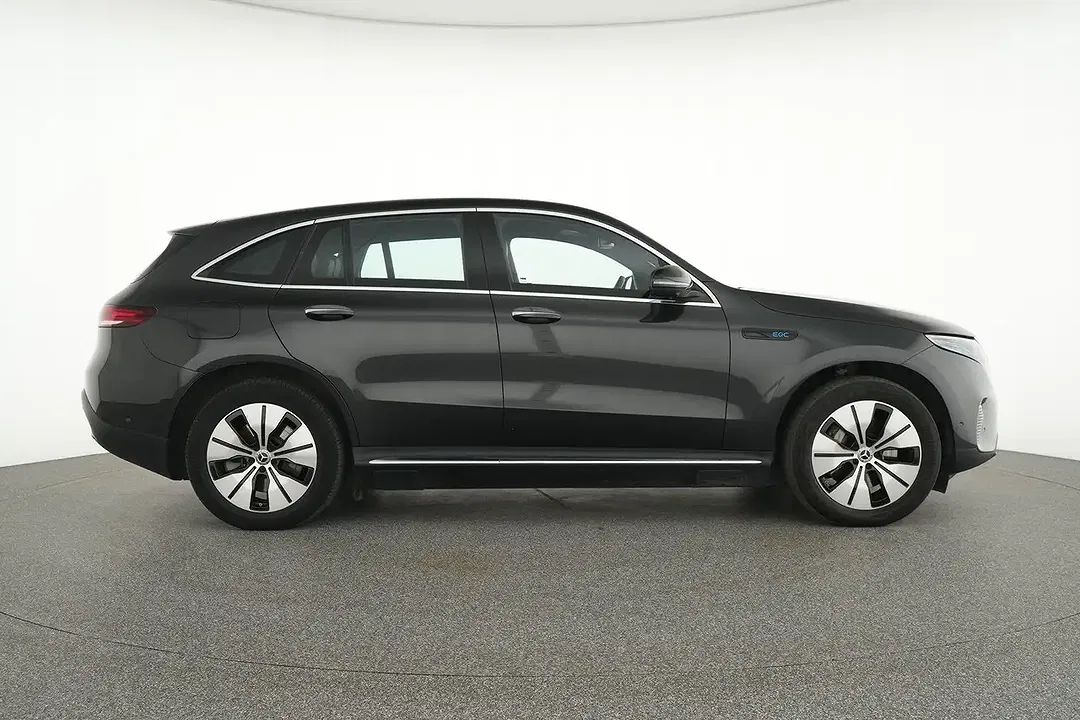 Mercedes-Benz EQC 400 - Thumbnail 9