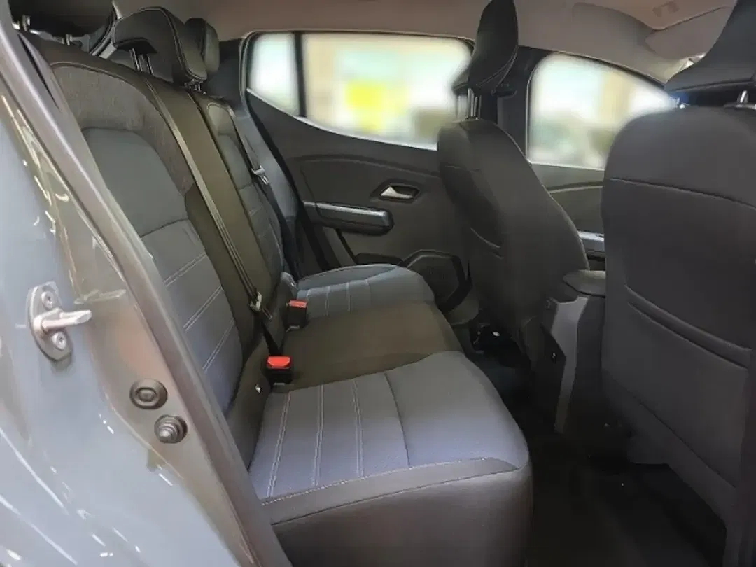 Dacia Sandero - Thumbnail 12