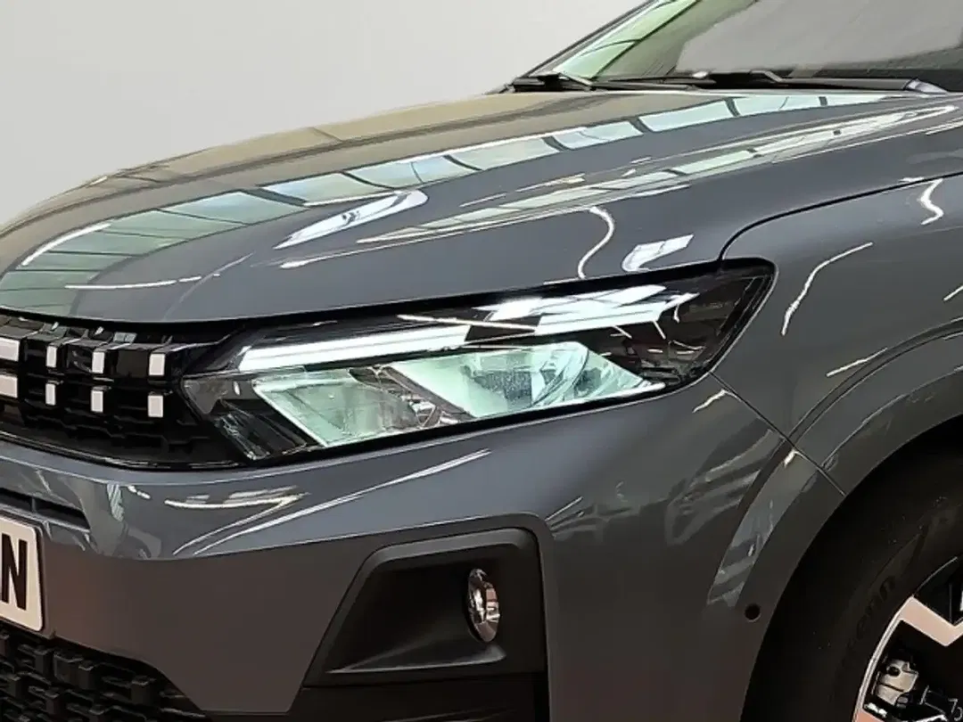Dacia Sandero - Thumbnail 4