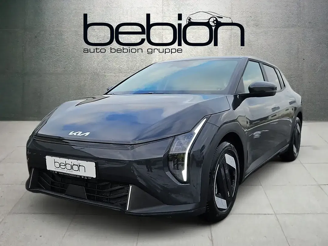 Kia EV4 - Thumbnail 2