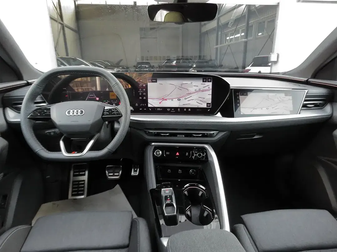 Audi Q5 - Thumbnail 3