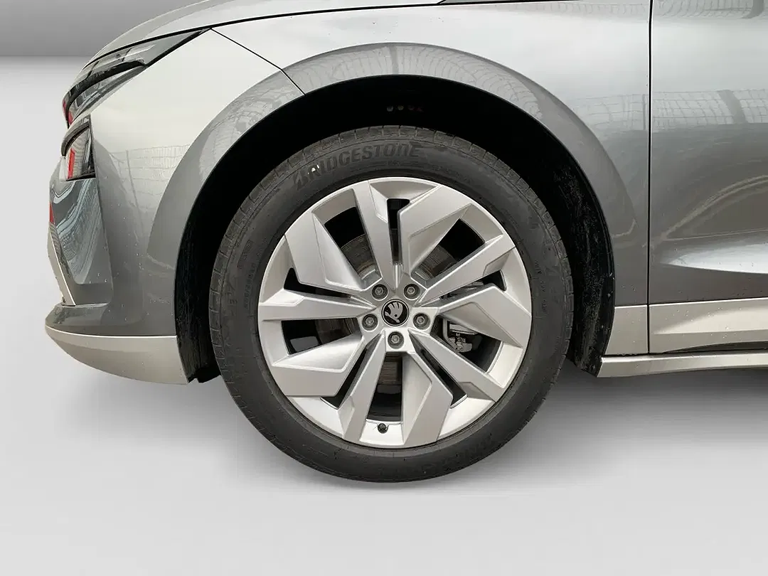 Skoda Enyaq - Thumbnail 4