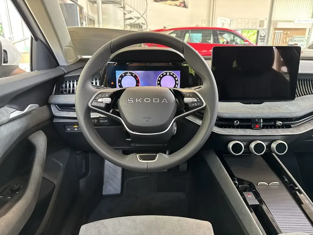 Skoda Superb - Thumbnail 15