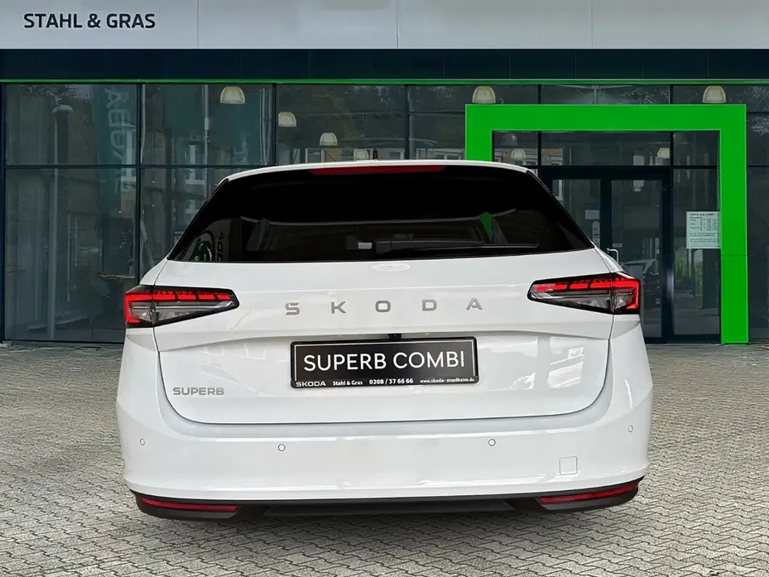 Skoda Superb - Thumbnail 5