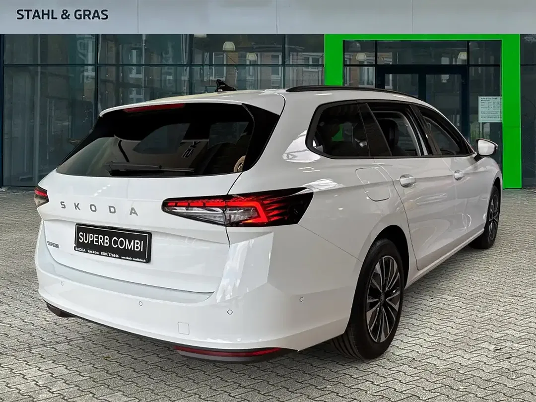 Skoda Superb - Thumbnail 6